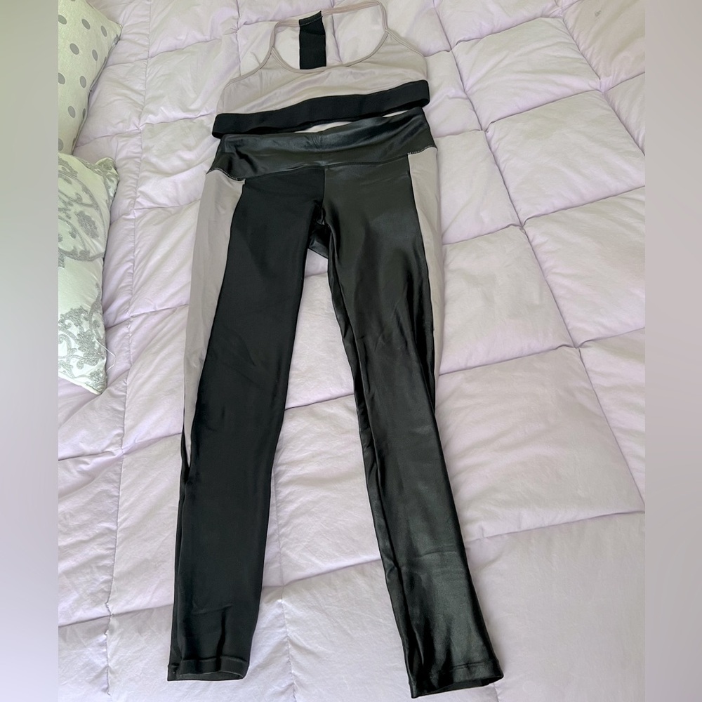 Shiny Noli yoga two piece set